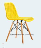 Colorful Polycarbonate Material Simple Leisure Plastic Chairs with Arms