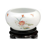 Chinese Painting Porcelain Pot with Base Lwp43