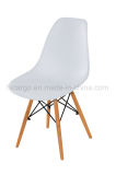 White Color Eames Molded Plastic Chairs for Event Party Used (CGM53)