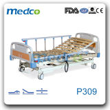 Medical Multifunction Remote Control Hospital Electric Bed with Wooden Strip Bed Board
