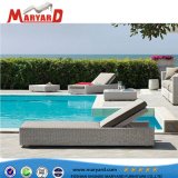 Modern Fabric Foldable Beach Lounger Chair French Chaise Lounge Suitable for Swimming Pool