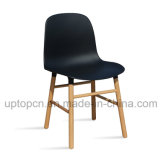 Simple Restaurant Plastic Chair with Durable Solid Wood Legs (SP-UC533)
