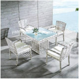 2016 Foshan Factory Rattan Outdoor Garden Furniture Dining Table Set with 4 Chairs