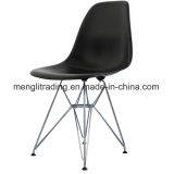 China Manufacture PP Metal Leg Dining Plastic Chair