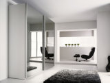 Modern Design Bedroom Furniture/Wardrobe with Sliding Door