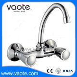 Double Handle Zinc Body Wall Mounted Faucet (VT61402)