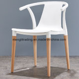 Colorful Wood Leg PP Plastic Dining Chair