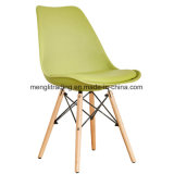 Dining Wooden Legs PP Plastic Dining Chair Wholesale