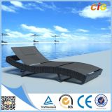 Good Quality and Popular Outdoor Rattan Sunlounger