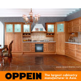 Oppein Ancient Castle Style Solid Wood Kitchen Cabinets (OP11-X146)