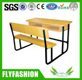Popular Classroom Furniture Wooden School Desk with Chair (SF-46D)