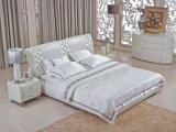 Home Furniture Upholstered Leather or Fabric Soft Bed with Headboard