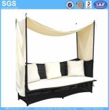 Leisure Furniture Hotel Furniture Rattan Sofa Bed Daybed