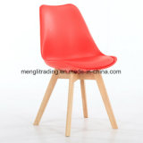 PP Plastic Dining Chair with Solid Legs