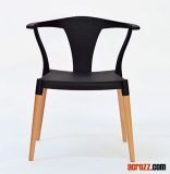 Classic Wood Dining Room Furniture Wishbone Plastic Chair