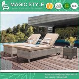 Outdoor Sun Lounge with Sunproof Cushion Patio Lounge with Wheel Rattan Wicker Daybed Leisure Wicker Sunbed