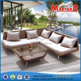Uvand Water Resistant Wicker Rattan Sofa