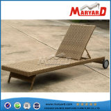 Cheap Outdoor PE Wicker Chaise Lounge Bed