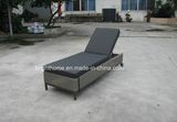 Wicker Outdoor Day Bed Sun Lounge with Cushion (BM-573)