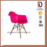 Colorful Dining Plastic Chair Replica Eames Daw Armrest Chair
