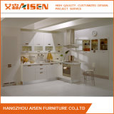 White Lacquer Kitchen Cabinet with Modern Kitchen Design