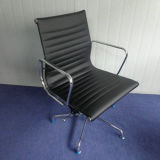 Middle Back PU Leather Replica Eames Office Chair with Plastic Glides (FS-150C-PU)