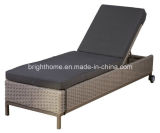 Djustable Wicker Beach Chair Fashion Aluminium Rattan Outdoor Lounge (BM-573)