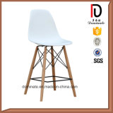 Colorful and High Wooden Leg Plastic Cafe Bar Chair