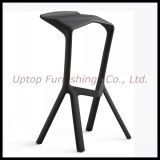 Wholesale Modern Design Black Solid Plastic Bar Chair (SP-UBC320)