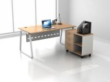 Modern Office Furniture Fashion Design MDF Office Desk in Executive Desk