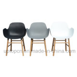Plastic Chair with Solid Wood Legs for Restaurant Used (SP-UC534)