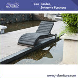 Outdoor Wicker Patio Furniture ,Brown Rattan Pool Sun Chaise Lounge Chair (J4265)