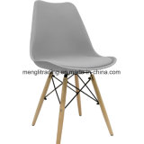 Modern Style Living Room Chairs PP Plastic Eiffel Dining Chair