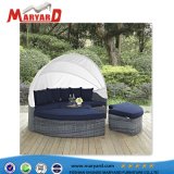 Customized Outdoor Round Chaise Lounge Wicker Daybed Rattan Patio Furniture