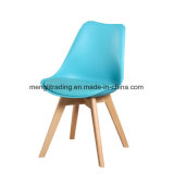 Modern Cheap Leisure Plastic Dining Chair with Wooden Legs