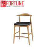 High Quality Wooden Leather Bistro Bar Stool Chairs (FOH-BCA76)