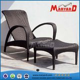 Top Grade Best Design Cheap Price Wicker Sun Lounger with Arm