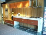 New Modern Wooden UV Faced Kitchen Cabinet (FY564)