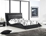 Modern Design Italian Genuine Black Leather Bed for Home