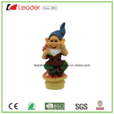 Polyresin Funny Garden Gnome Sitting on The Mushroom and Holding Flower for Lawn Decoration
