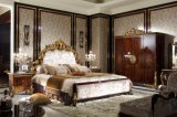0063 Italian Solid Wood Luxury Antique Bedroom Set Furniture