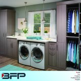 Customized Vertical Wood Grain Laundry Cabinet for Washhouse