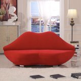 Red Lip Shaped Fancy Bocca Sofa