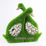 New Creativity Home Decoration Flocked Cute Duck Statue for Sale