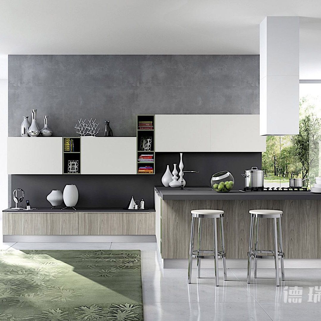 New Design Pantry Cabinetry Custom Design Modern Kitchen Cabinets with Solid Wood Gain