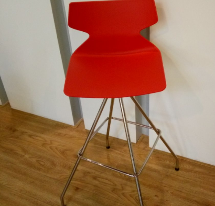 Hot Sale Rotary Plastic Bar Stool