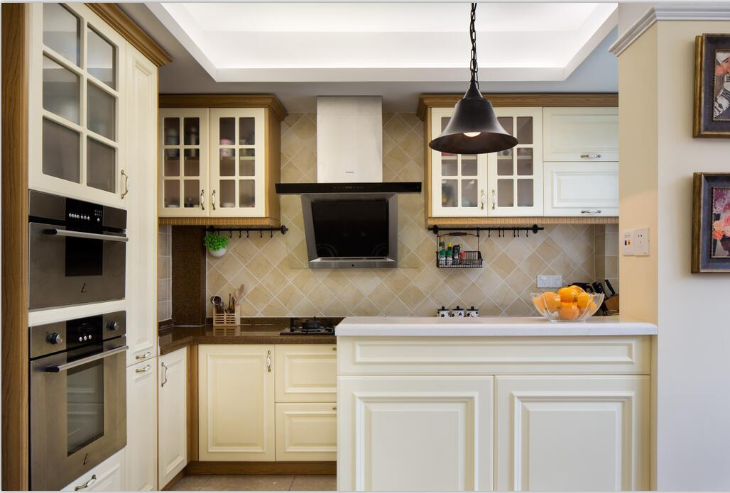 2017 New Modern Solid Wood Kitchen Cabinet Furniture Yb-1706018