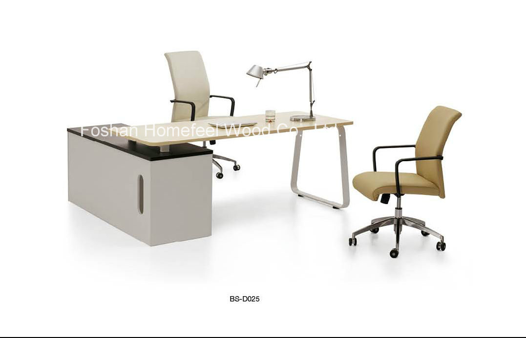 Attractive and Stylish Director Office Table Steel Office Furniture (BS-D025)