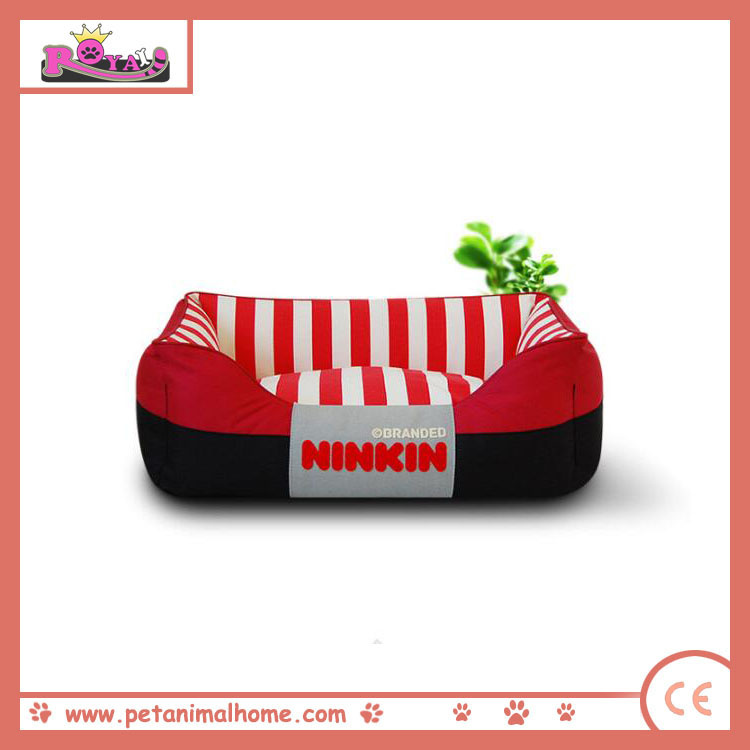 Fashion Warm Pet Bed in Red