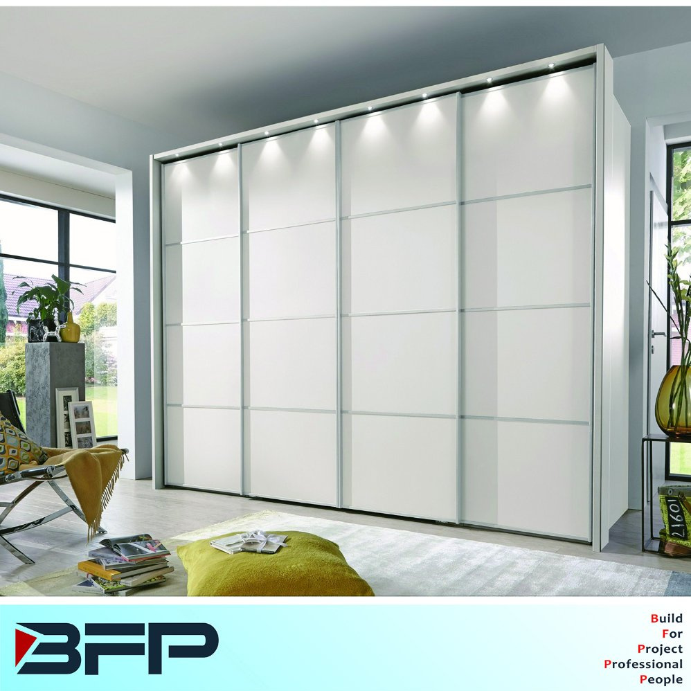 Sliding Walk in Wardrobe Bedroom Furniture with LED